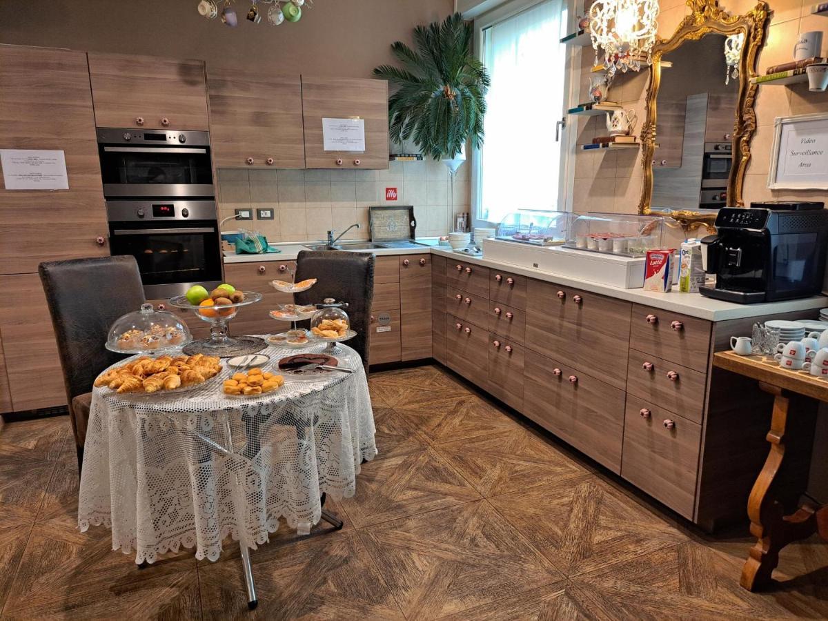 051 Room & Breakfast Bologna Exterior foto